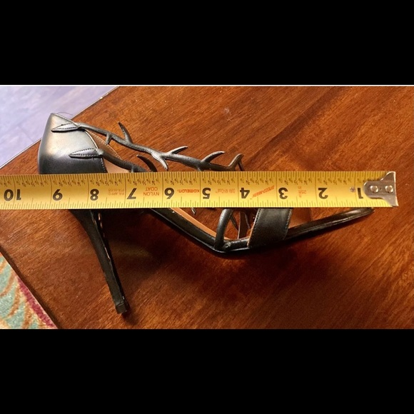 🎃HOST PICK🎃Balenciaga Gothic Black Vine Pumps. Size 8.0. Black Leather. - Picture 9 of 14